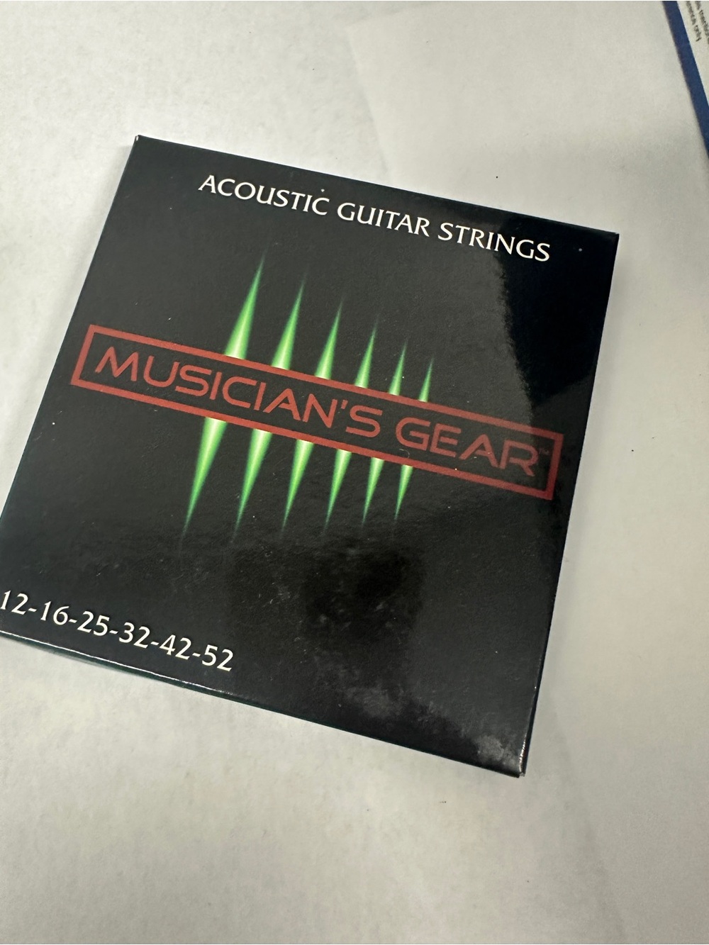 Musician's Gear brand acoustic guitar strings set
